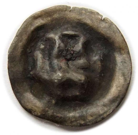 Brakteat Zakon Krzyżacki brama (2)