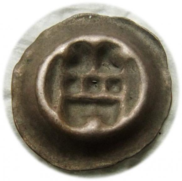 Brakteat brama z gwiazdą Zakon Krzyżacki (1)